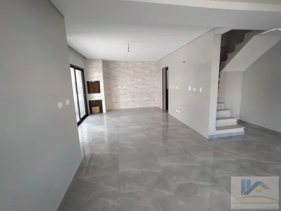 Imagem Triplex para Venda em São José dos Pinhais, Afonso Pena, 3 dormitórios, 1 suíte, 4 banheiros, 2 vagas
