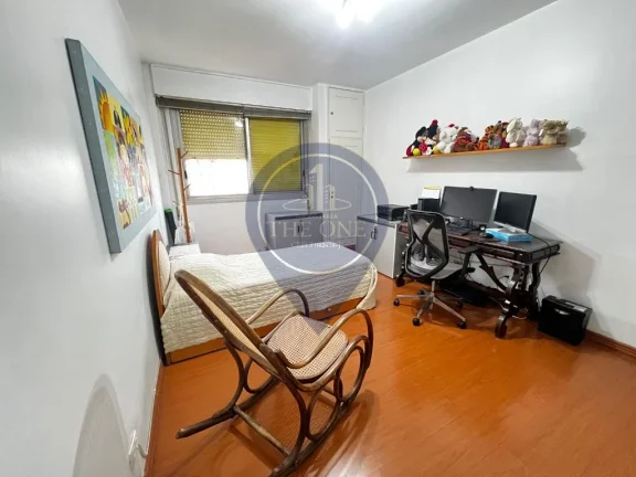 Imagem Apartamento de alto padrão no Jardim Paulista, São Paulo-SP: 3 quartos, 1 suíte, 2 salas, 2 banheiros, 2 vagas de garagem, 176m². Venha conferir!
