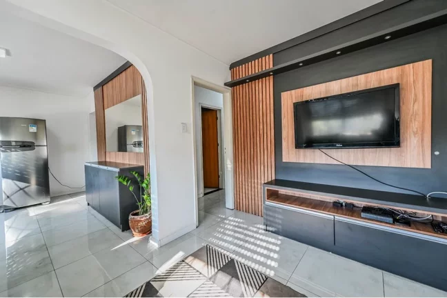 Imagem Apartamento à venda em Porto Alegre, Farroupilha, com 3 quartos, 76m2
