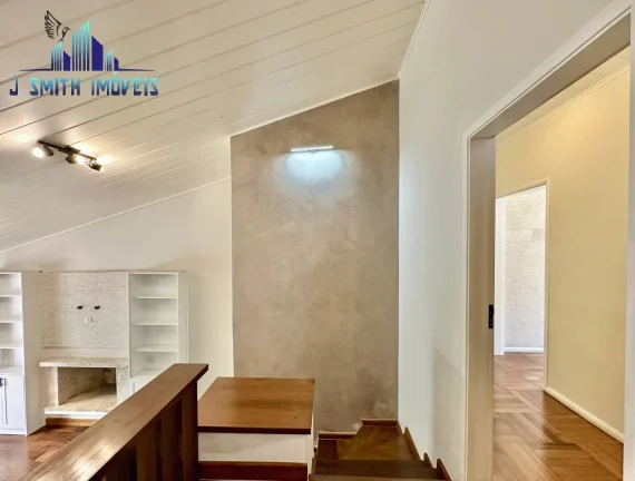 Imagem Casa em condominio. 1.605 m² terreno, 4 dorm/1ste + escritório e gourmet!