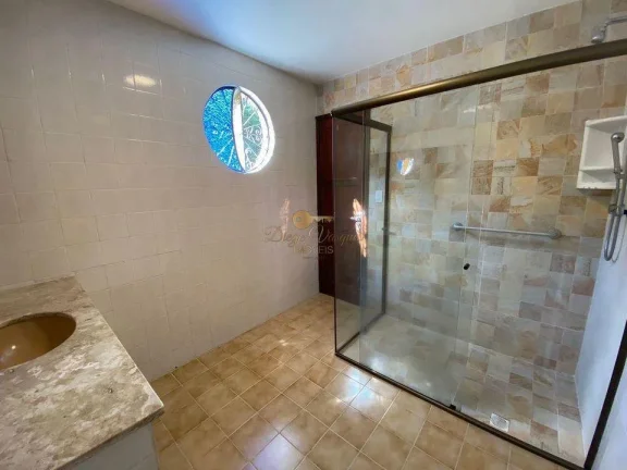 Imagem Casa para Venda em Teresópolis / RJ no bairro Taumaturgo