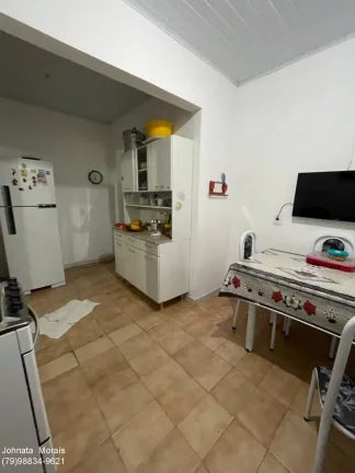 Imagem Casa na Rua de Bahia - Espaçosa e Confortável, Ótima Localização!