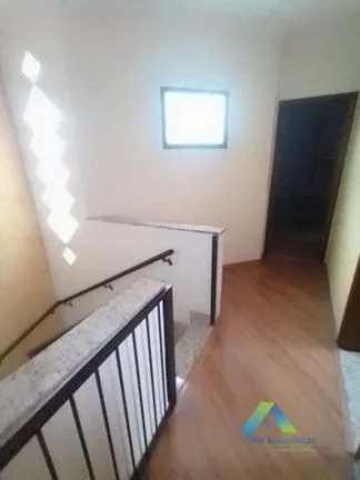 Imagem Ipiranga Sobrado 192 metros a poucos minutos da estação do metro, Alto do Ipiranga, Santos Imigrantes com ótima localização e valor !!!