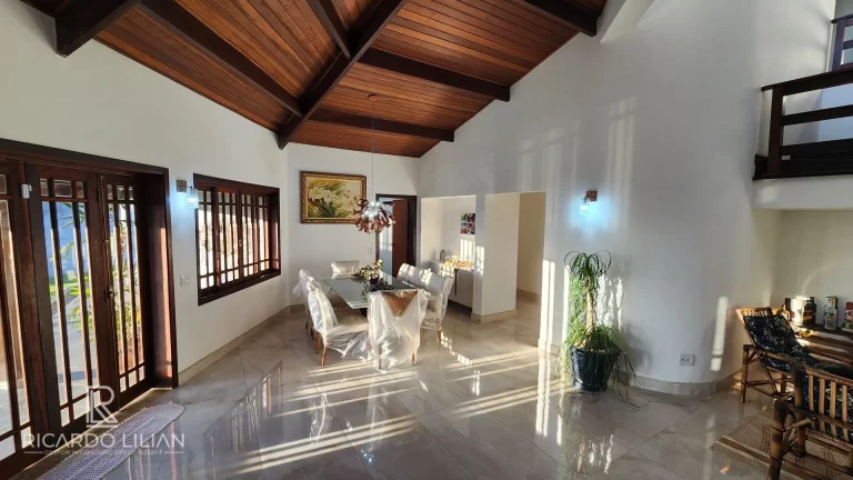 Imagem Atibaia - Chacara de condominio com 5 suites, piscina, area gourmet e terreno com 1741m²