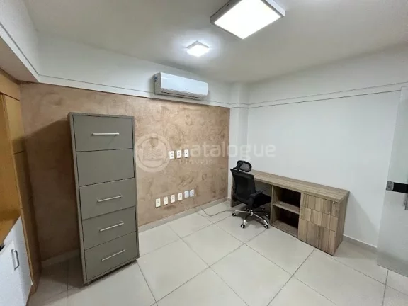 Imagem Sala comercial à venda no Blue Tower com 99 m2
