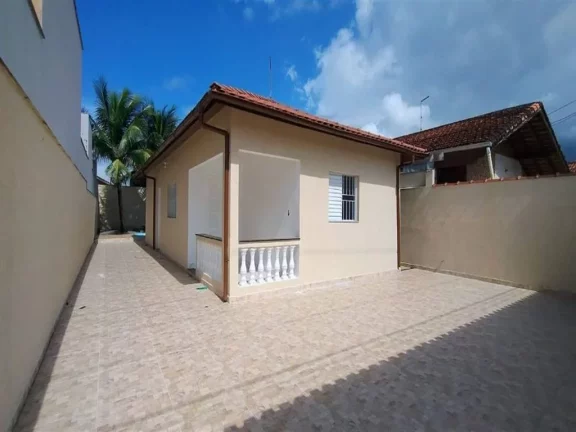 Imagem Casa com 3 dormitórios à venda, 73 m² por R$ 815.000 - Maracanã - Praia Grande/SP