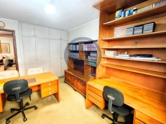 Imagem Venda de cobertura de alto padrão na Vila Mariana, São Paulo-SP: 3 quartos, 1 suíte, 2 salas, 2 banheiros, 2 vagas, 217m².