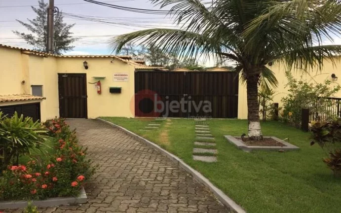 Imagem Casa em cond. com mobília de 2 quartos com 2 suítes na Ogiva em Cabo Frio