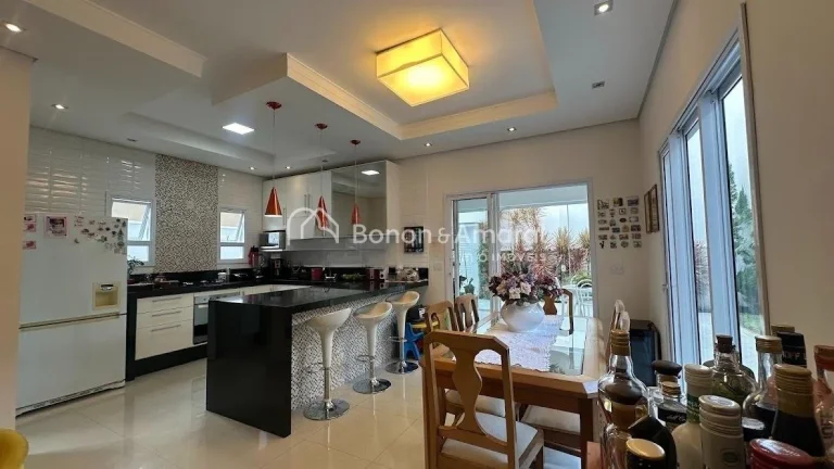 Imagem Este lindo sobrado em estilo moderno oferece ambientes amplos, integrados e pensados para o conforto...