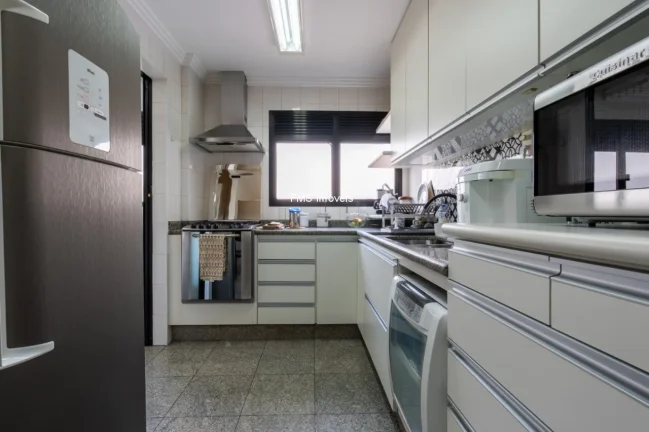 Imagem Apartamento a venda no Brooklin Novo com 3 Quartos, 3 Suítes, 132m²