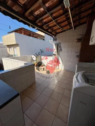 Imagem Casa assobradada , 2 casas , 1°com 3 dorms, 1 suíte, 2 vagas, 2° com 1 dorm e quintal ,bairro Jardim Las Vegas, Santo André