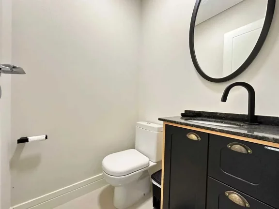 Imagem Apartamento mobiliado com 3 dormitórios sendo 3 suítes e 2 vagas de garagem em Balneário Camboriú/SC