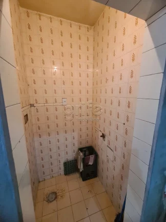 Imagem Excelente casa de esquina, bem ventilada, em ótima localização no Rodolfo Teófilo próximo ao Co...