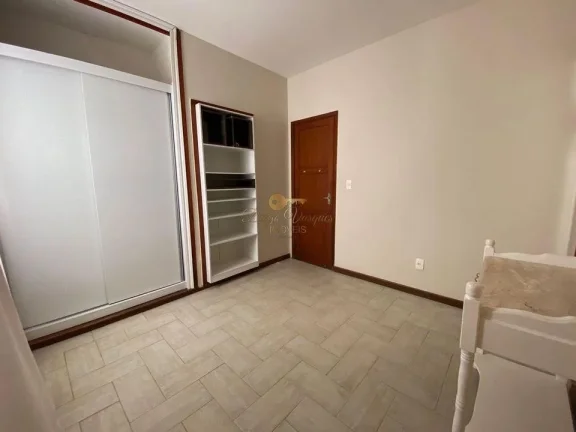 Imagem Casa para Venda em Teresópolis / RJ no bairro Taumaturgo