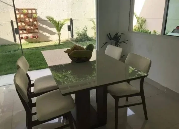 Imagem Casa a venda na Lagoa Redonda
