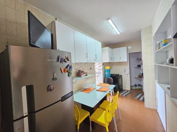 Imagem Apartamento espaçoso no Joaquim Távora - Fortaleza/CE Descubra o equilíbrio perfeito entre confor...