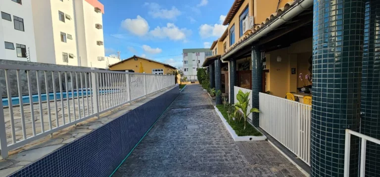 Imagem Casa na Praia de Havanas - 3 Quartos, 148m², Área de Lazer - Confira!