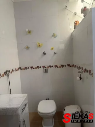 Imagem Espetacular Casa para Locação em São Paulo-SP, Bairro São Lucas! 5 quartos, 3 suítes, 2 salas, 5 banheiros, 4 vagas, 350 m²!
