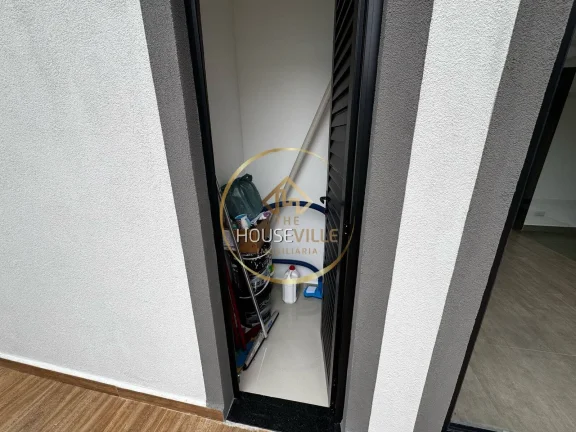 Imagem Casa Sobrado em condomínio, 4 Dormitórios( 3 suítes),Condomínio Mantiqueira