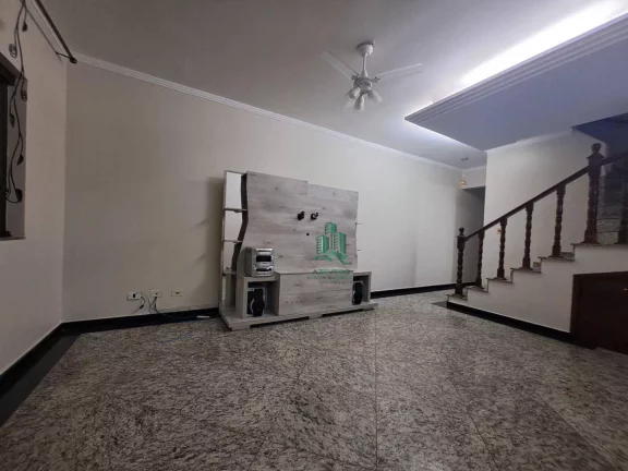 Imagem Sobrado com 3 dormitórios para alugar, 225 m² por R$ 5.000,00/mês - Vila Galvão - Guarulhos/SP