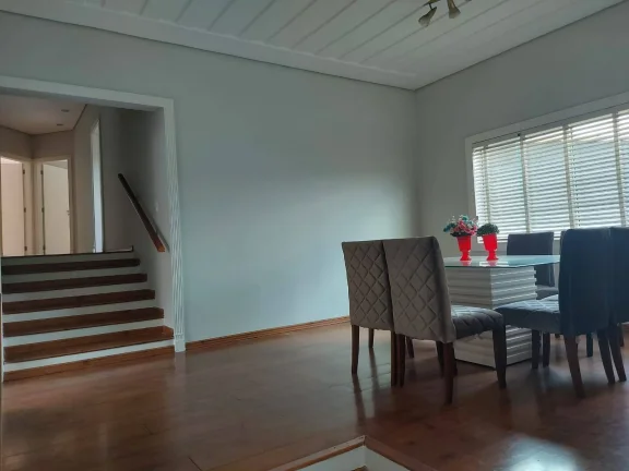 Imagem Casa alto padrão no condomínio Colinas de São Francisco