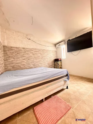 Imagem VENDO CASA DE 3/4 NO CONDOMINIO - SIM