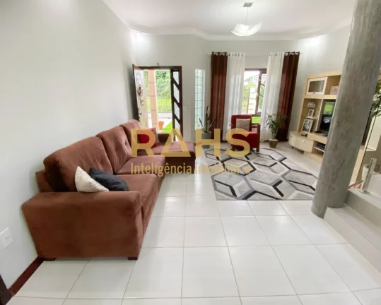 Imagem CASA NO VILA NOVA, PRÓXIMO A RUA XV DE NOVEMBR0 Excelente Sobrado, no Bairro Vila Nova, com 238 m2 ...