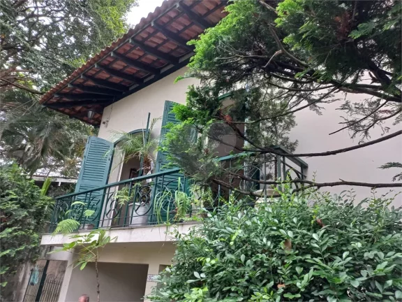 Imagem Sobrado à venda ou para alugar com 4 quartos, sendo 4 suítes, em Butantã, São Paulo - SP