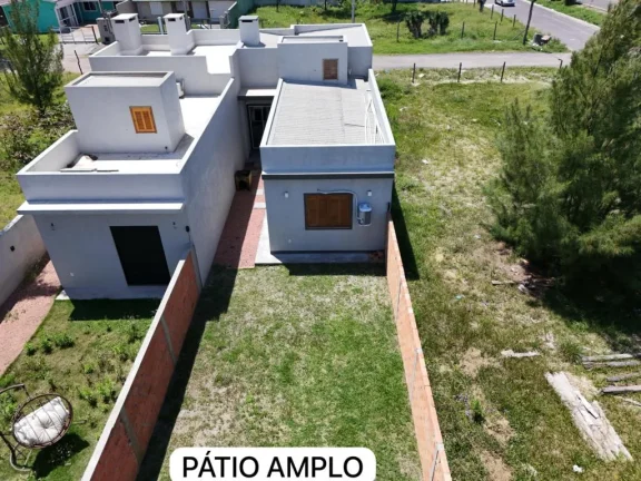 Imagem Casa 2 Dormitórios - Bairro Jardim Beira Mar