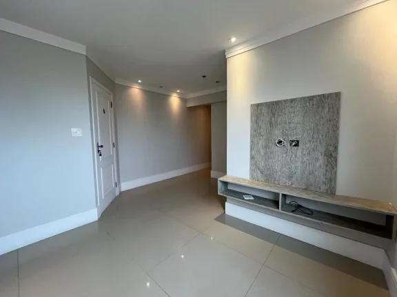 Imagem Apartamento com 2 dormitórios à venda, 77 m² por R$ 710.000,00 - Gonzaga - Santos/SP