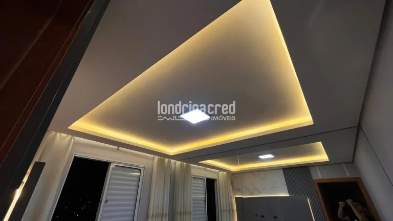 Imagem Apartamento à Venda no Condomínio Laguna Málaga com 47m² de Área Útil 2 Quartos 1 Banheiro e 1 Vaga de Garagem em Ótima Localização