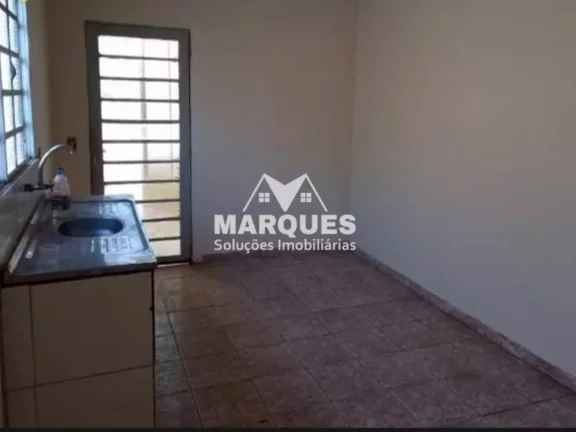 Imagem Casa com 1 Dormitório e 1 Vaga de Garagem