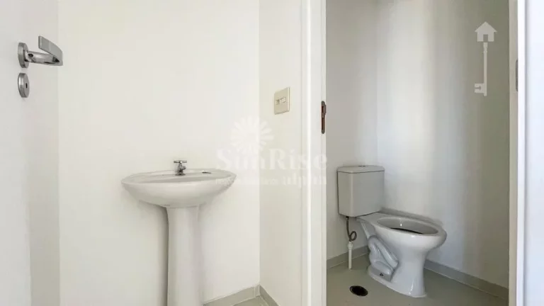 Imagem Sala Comercial para venda em Alphaville - R$650.000 - Alpha Square - Barueri/SP