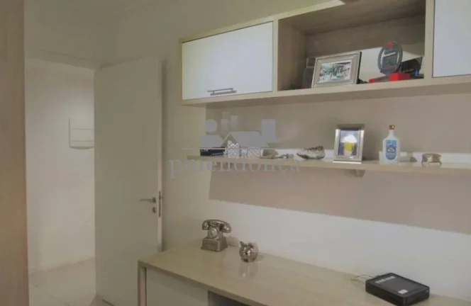 Imagem Apartamento no Sumaré com 3 quartos e 1 suite e 2 vagas.