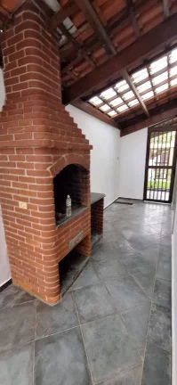Imagem CASA LADO PRAIA PROXIMA AO CENTRO 4 DORMITORIOS