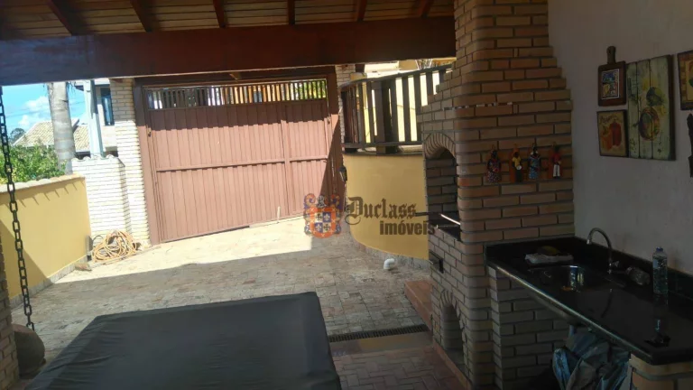 Imagem Lindo Sobrado em Joanópolis - Condomínio na Beira da Represa