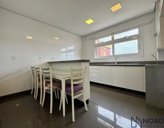 Imagem Apartamento andar inteiro, 200,24m² privativo, 3 suítes, 360º de vista panorâmic