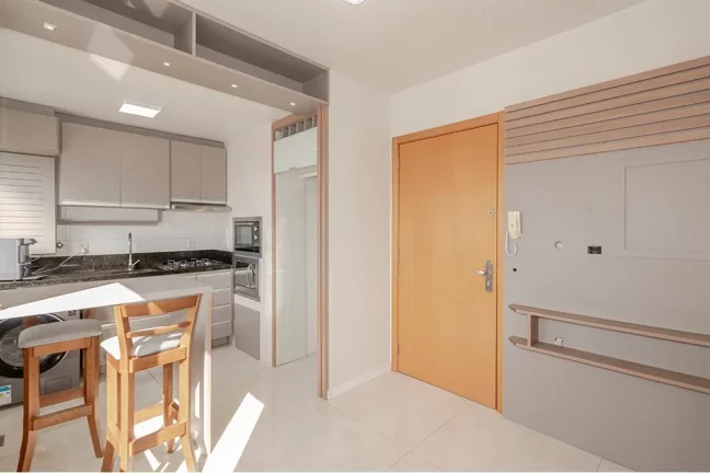 Imagem Apartamento com 1 Quarto à Venda, 31 m² em Menino Deus - Porto Alegre