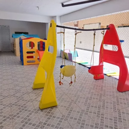 Imagem PITANGUEIRAS - APARTAMENTO AMPLO COM 2 DORMITÓRIOS NA PRAIA DE PITANGUEIRAS COM PISCINA E 2 VAGAS PARA AUTO