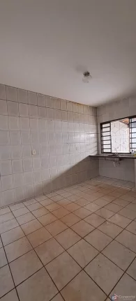 Imagem Prédio à Venda com 4 Apartamentos + Meia Água no Bairro Pelluzo – Patos de Minas/MG | Ótima Renda!