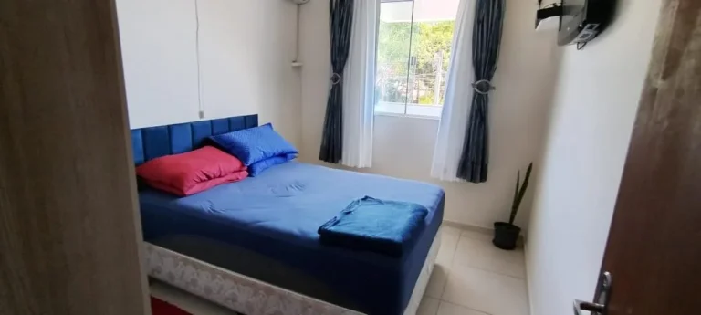 Imagem ALUGUEL Anual de apartamento semi-mobiliado com 2 dormitórios no Bairro Gravatá em Navegantes -SC com a Adriano Carpes Imóveis