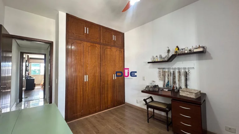 Imagem Apartamento com 3 dormitórios à venda, 125 m² por R$ 795.000 - Gonzaga - Santos/SP