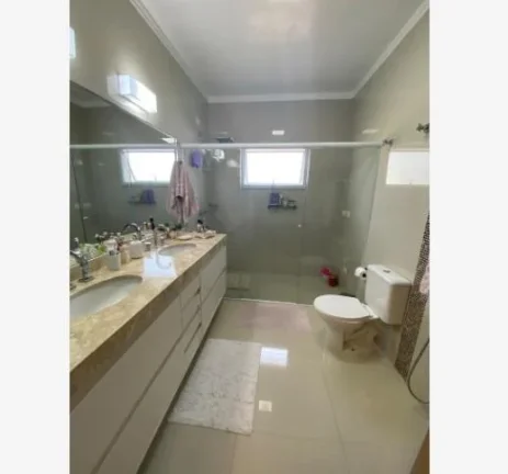 Imagem Residência de Luxo em Condomínio Exclusivo