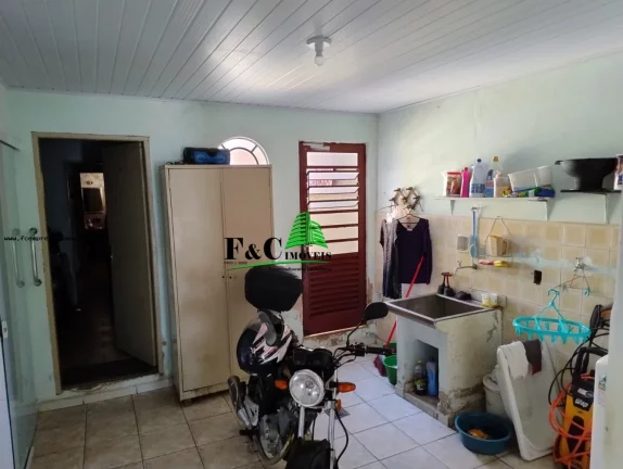Imagem Casa para Venda em Santa Bárbara D`Oeste, Jardim Batagin, 4 dormitórios, 1 suíte, 3 banheiros, 2 vagas