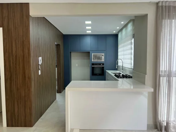Imagem Apartamento quadra mar com 3 suítes e 2 vagas de garagem em Itapema/SC