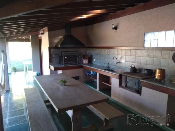Imagem Ótima chácara com piscina.