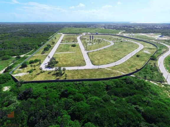 Imagem Terreno a Venda no bairro Praia Canoé - Fortim, CE