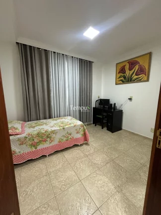 Imagem Casa em Parque Anhangüera, Goiânia/GO