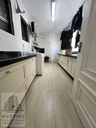 Imagem Alto Padrão com 558 m², Gonzaga/Santos