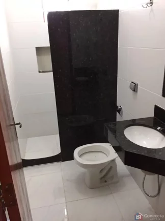 Imagem Casa à Venda no Bairro Eldorado em Patos de Minas – 3 Quartos, Quintal Amplo, R$ 355 mil